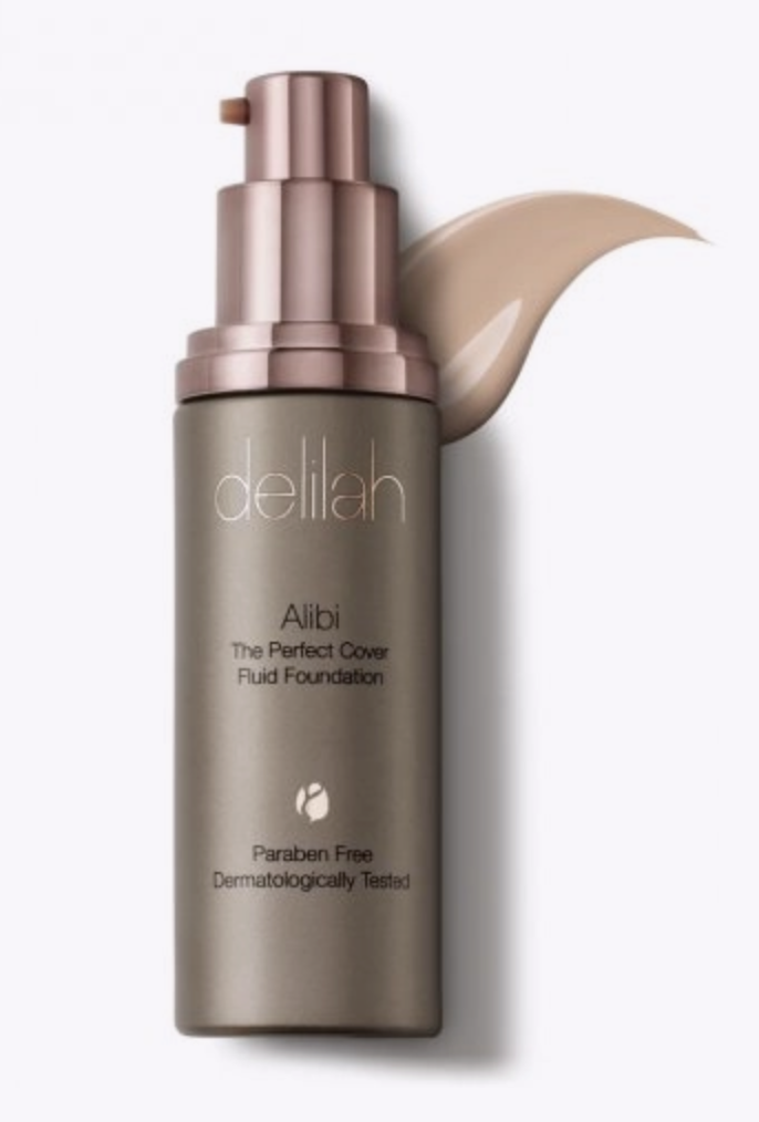 DELILAH stipriai maskuojantis ir ilgai išliekantis makiažo pagrindas „Alibi The Perfect Cover“ , 30 ml – Dune